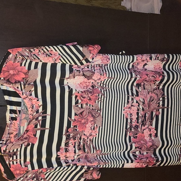 Fancy blouse - Picture 2 of 3